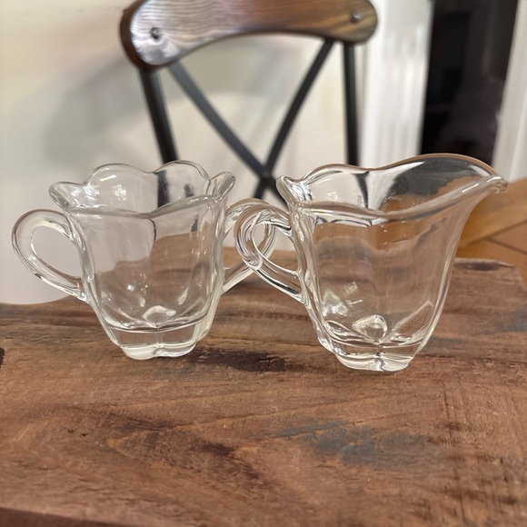 Vintage Creamer and Open Sugar - Picture 5 of 7